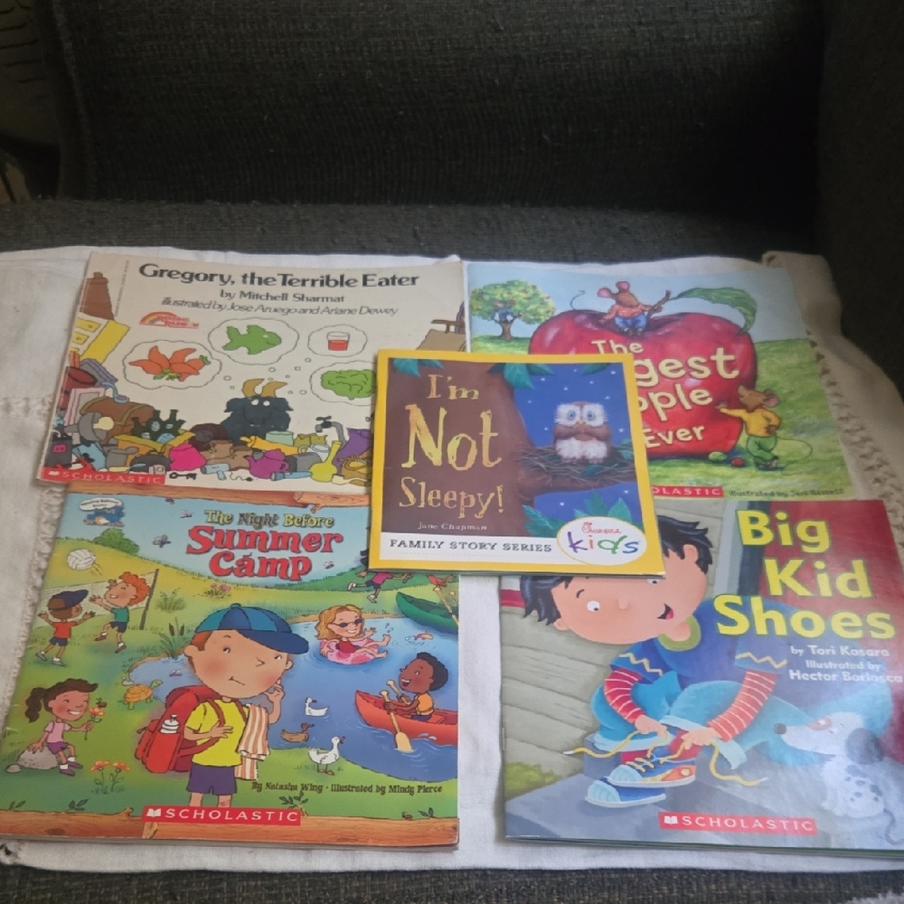 Lot Of 6 Children Books